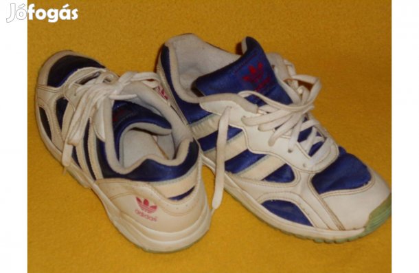 Női sportcipő, Adidas, könnyű, kényelmes. 38,2/3 - os