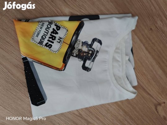 Női strasszos póló S-M