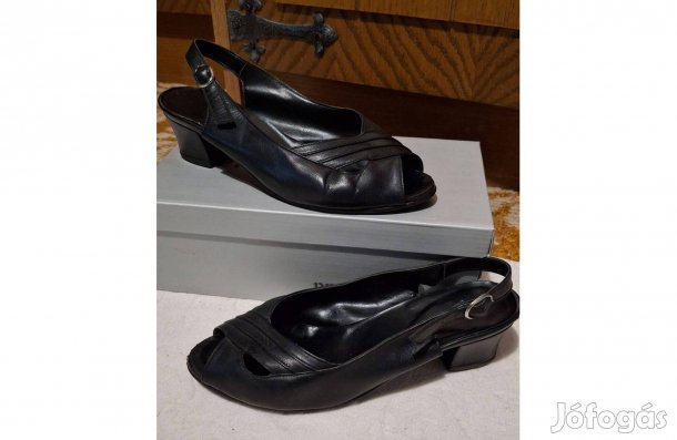 Női szandál 38-as méret