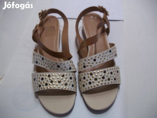 Női szandálok