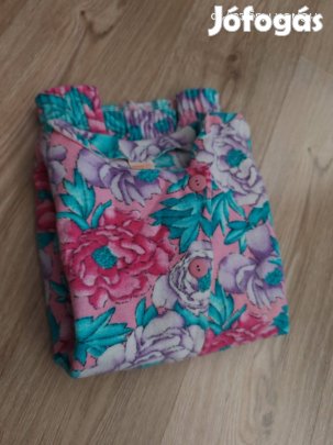 Női színes különleges pulcsika