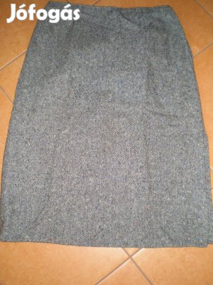 Női szoknya M-es M alig használt állapotban szürke színben