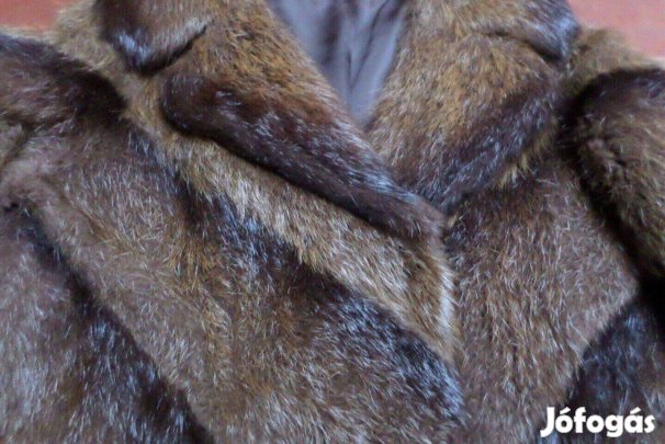 Női szőrme bunda gyönyörű extra meleg téli kabár Újszerű