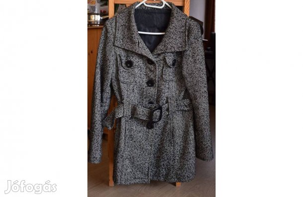 Női szövetkabát, M-es méret