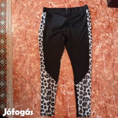 Női sztreccses nadrág.