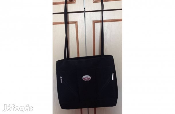 Női táska, fekete