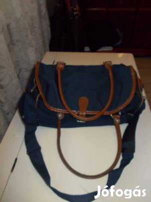 Női táskák egyben/B
