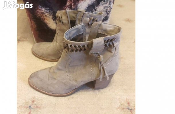Női tavaszi csizma 38