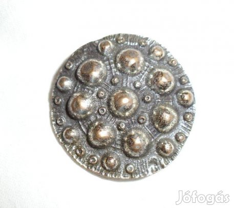 Női ujj ezüstözött berakásos bross