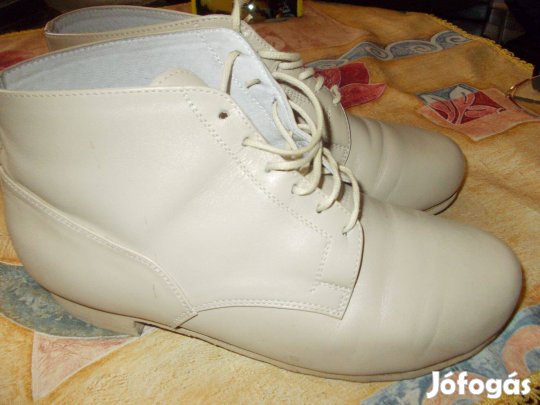 Női valódibőr,vajszínű gyógycipész által készített szinte új,35-36!