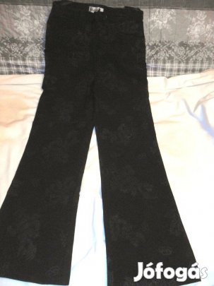 Női virágmintás Madonne nadrág ujj