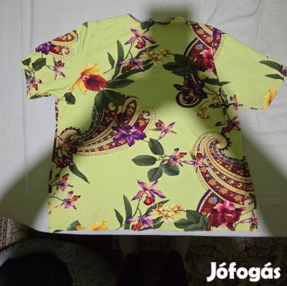 Női virágmintás blúz, elasztikus anyagú, nagyobb méretű