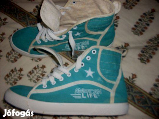 Női,zöld vászon boka sportcipő,39-méret,olasz, egyszer használt!/