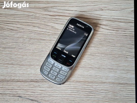 Nokia 6303 ,Ezüst , magyar nyelvű