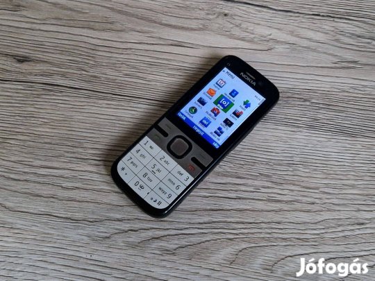 Nokia C5-01 , Szép állapotú , magyar nyelvű