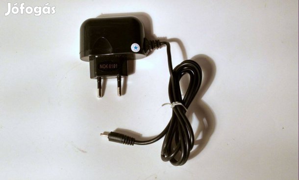 Nokia Hálózati Töltő (Blue Star) 5-10V 1A (rendben működik)