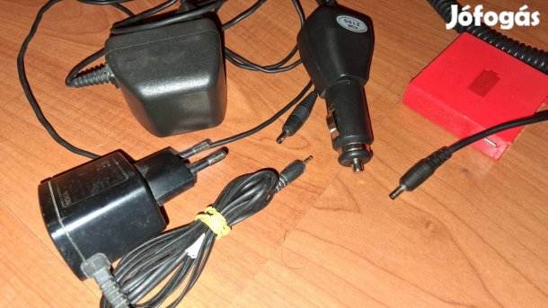 Nokia többféle hálózati és szivargyújtó töltő + 1 Powerbank