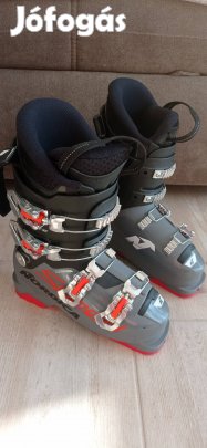 Nordica gyerek sícipö 32-33 es labra eladó 
