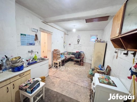 Novaji 75 nm-es ház eladó