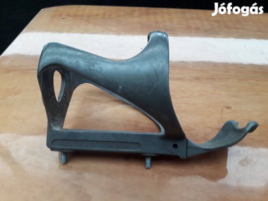 Novelfix (made in France) műanyag kulacstartó