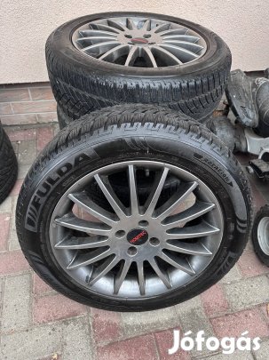 Novitec 17" könnyű felni 90%-os téligumikkal