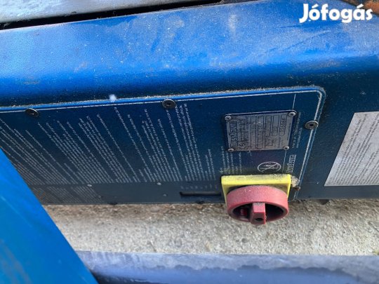 Nussbaum 3 Tonnás csápos emelő