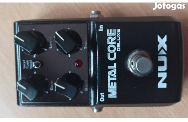 Nux Metál Core deluxe torzító pedál