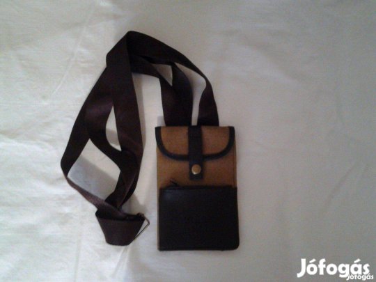 Nyakba akaszthatós irattáska pénztárca övtáska