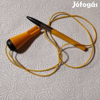 Nyakba akasztós golyóstoll. 