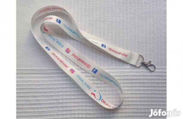 Nyakba is akasztható karabineres kulcstartó * Drava Hotel * Új!