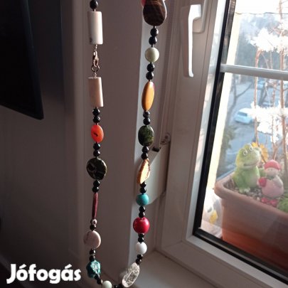 Nyaklánc ásvágyokból