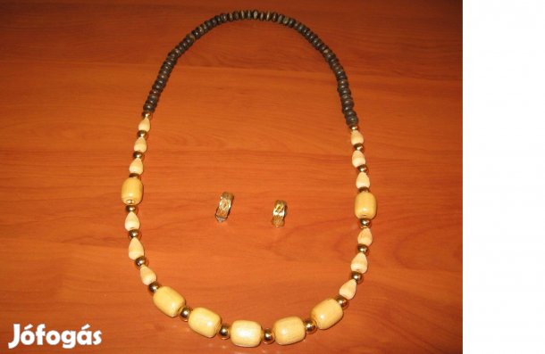 Nyaklánc és fülklipsz