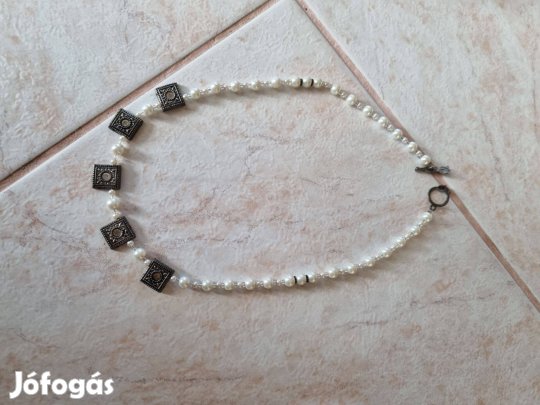 Nyaklánc fülbevaló