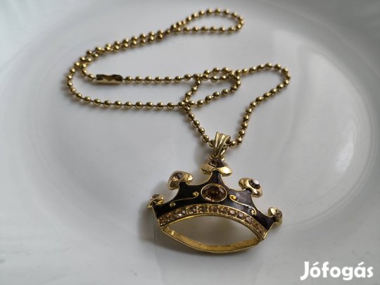 Nyaklánc korona medállal