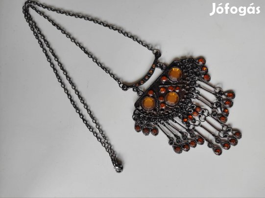 Nyaklánc mutatós medállal