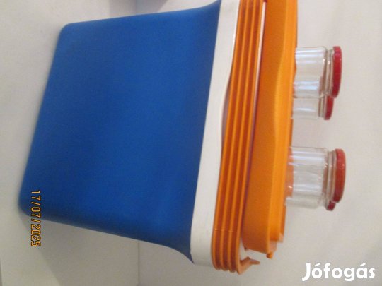 Nyár-Utazás-Hütőládák+7 DB Jégakú