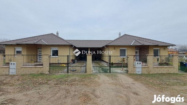Nyáregyházai eladó 105 nm-es ház