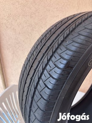 Nyári Yokohama 4db Gumi