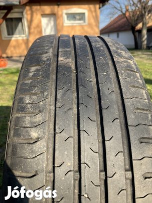Nyári gumi 215/60 R17