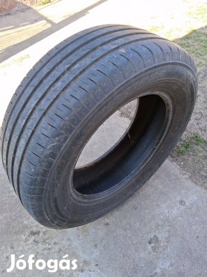 Nyári gumi Toyo 215 65 r16