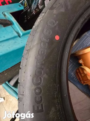 Nyári gumi, új, Continental, 215 55 R18