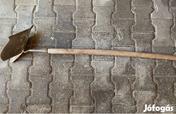 Nyelezett töltögető kapa