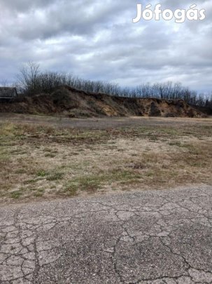 Nyírábrányi eladó 1656 nm-es telek