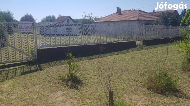 Nyiregyhaza 1800nm2 epitesi telek elado