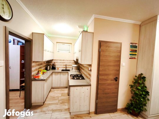 Nyíregyháza Borbányán, Felújított, 3 Szobás Családi Ház Eladó!