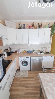 Nyíregyháza Hímesben 77 NM-Es 4 Szobás Lakás Eladó