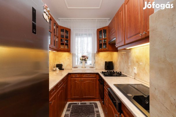 Nyíregyháza Kert utcán nappali + 2 szobás igényes lakás!