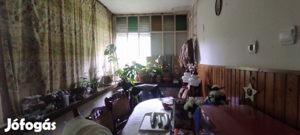 Nyíregyháza-Nagyszállás területén lakhatásra is alkalmas gazdasági