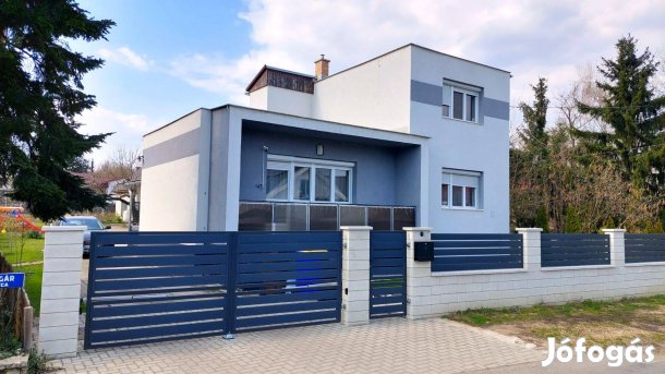 Nyíregyháza-Nyírszőlős 139m2 Fiatalos Modern Családi Ház Eladó!