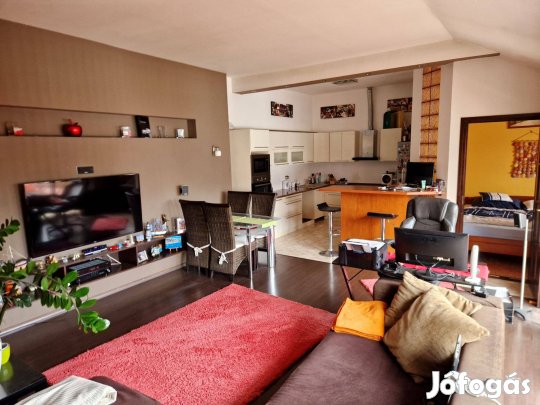 Nyíregyháza Örökösföldön 100NM-Es 3 Szoba Nappalis Lakás Hosszútávra K